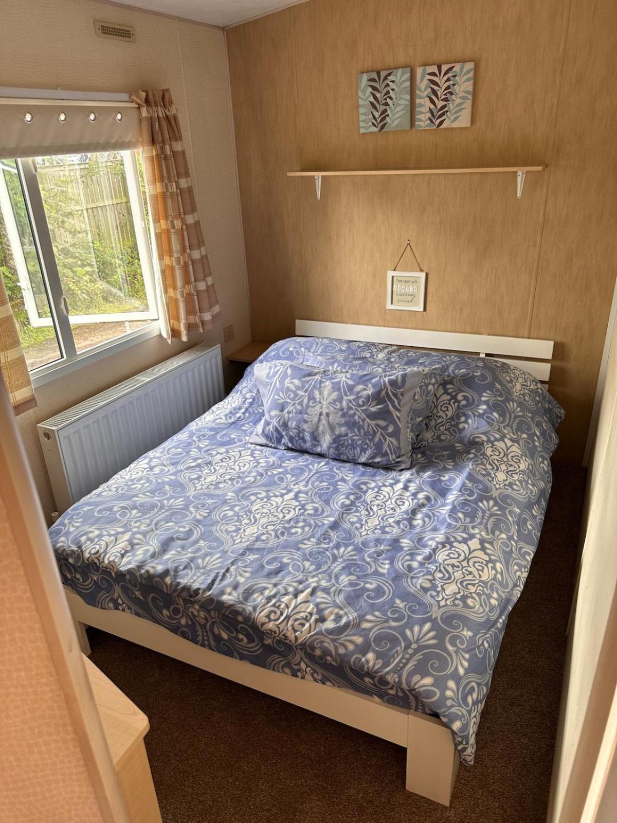 4-Bedroom Cosalt Caravan In Uddingston, Glasgow Bagian luar foto